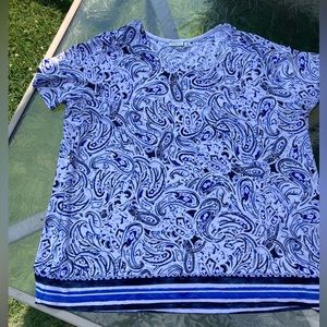 3/$17 Women’s Croft & Barrow Top Short Sleeve 2X Blue Black & White